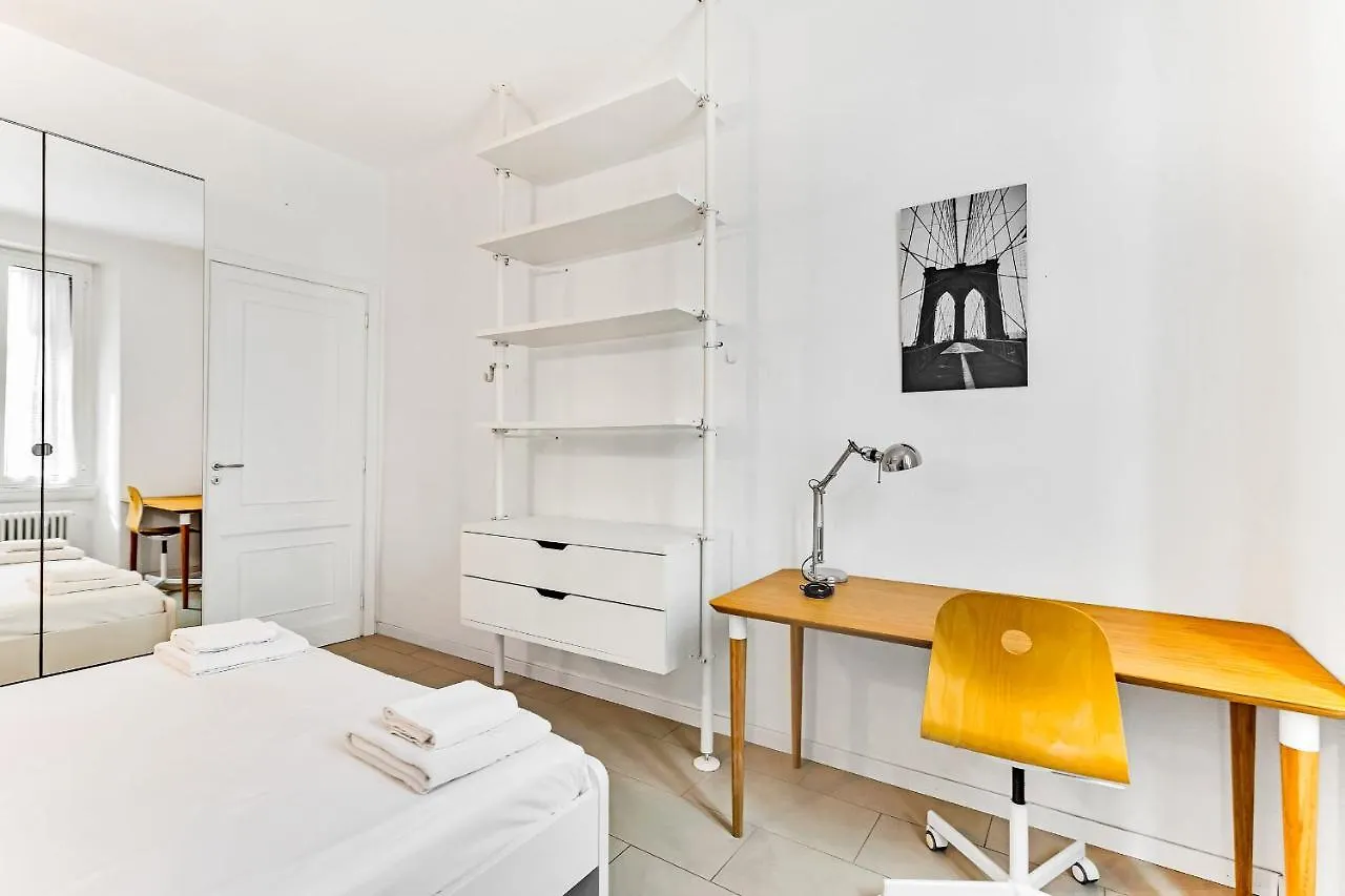 Apartment Appartamento Briano 7 - Affitti Brevi Italia Milan Italy
